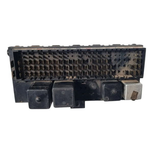 Caixa De Fusíveis Volkswagen Santana 1986