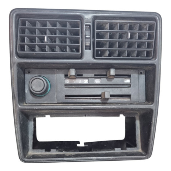 Moldura Painel Central Comando Ar Condicionado Fiat Uno 1977