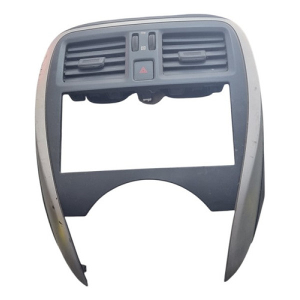 Moldura Painel Central Nissan Versa 2018