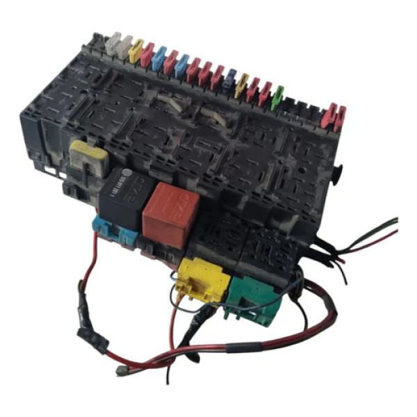 Caixa Fusíveis Audi Cla Audi Vw A4 Golf Polo 1994 A 1998