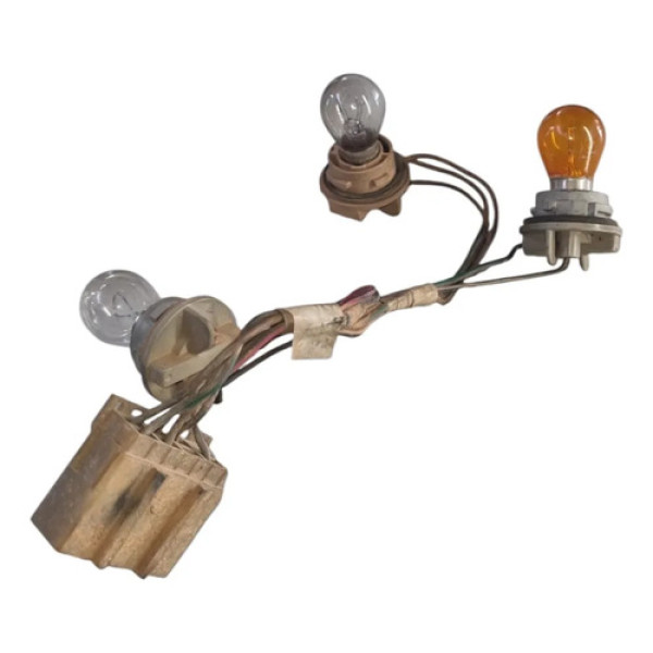 Chicote Das Lanternas Traseira Nissan Frontier 2.8 Turbo