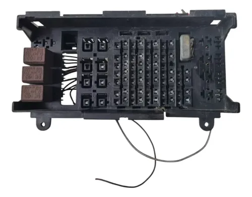 Caixa De Fusíveis Ch...